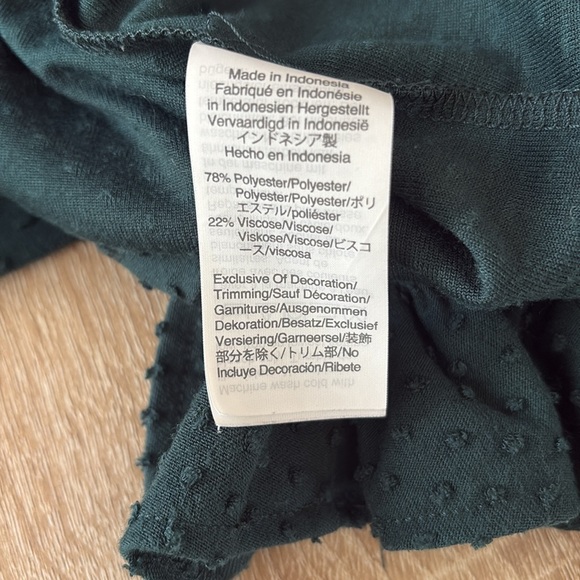 Madewell Clipdot Ruffle Top Smokey Spruce - Picture 8 of 10